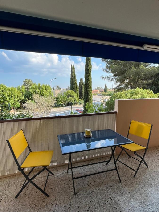 T2 Avec Terrasse & Parking A 5 Min Du Centre, 10 Min Des Plages Ιέρ Εξωτερικό φωτογραφία