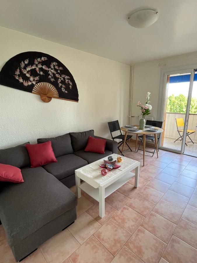 T2 Avec Terrasse & Parking A 5 Min Du Centre, 10 Min Des Plages Ιέρ Εξωτερικό φωτογραφία